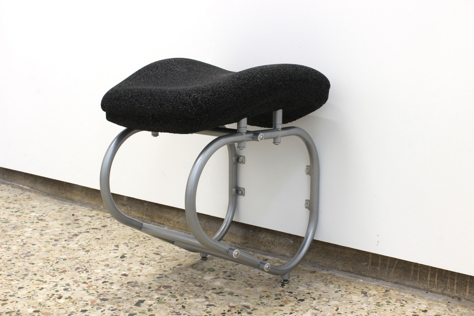 James Fuller - Wall Seat, 2020 - Tyre Chippings, Powder Coated Steel, Reinforced Plaster Polymer - 03